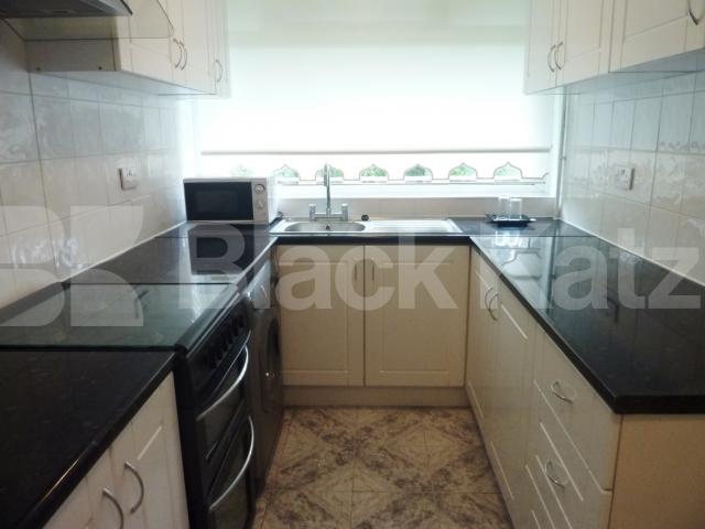 			NEW INSTRUCTION!, 3 Bedroom, 1 bath, 1 reception Flat			 Hornsey Lane, ARCHWAY / CROUCH HILL